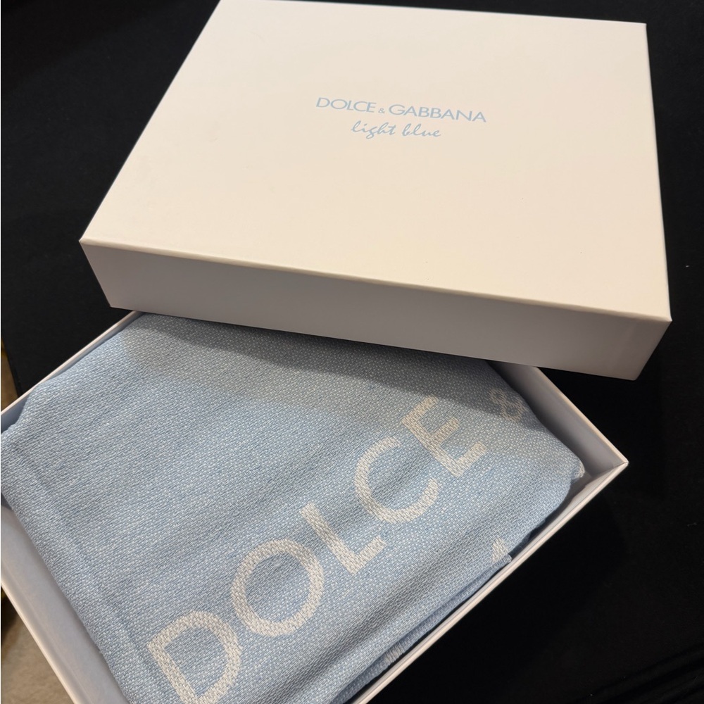 Dolce & Gabbana Light Blue towel